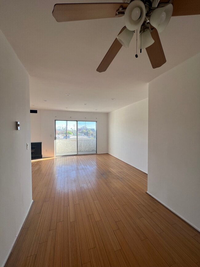 1550 S Bundy Dr, undefined, 1550 S Bundy Dr, Los Angeles, CA 90025, Photo:3