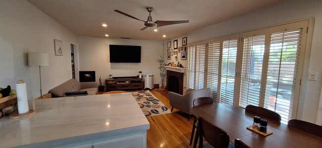 16915 Lanark St, csun, 16915 Lanark St, Van Nuys, CA 91406, Los Angeles County, California, United States, Photo:3