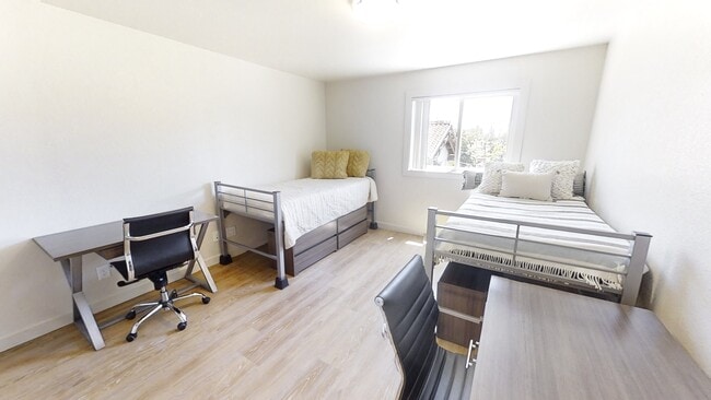 Piedmont Palace, undefined, 2437 Piedmont Ave, Berkeley, CA 94704, Photo:1