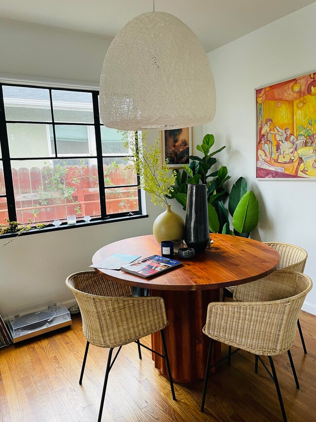 2310 Ocean Park Blvd, undefined, 2310 Ocean Park Blvd, Santa Monica, CA 90405, Photo:2