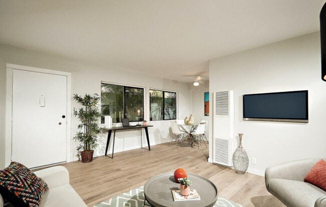 3755 Inglewood Blvd, undefined, Los Angeles, CA 90066, Photo:2