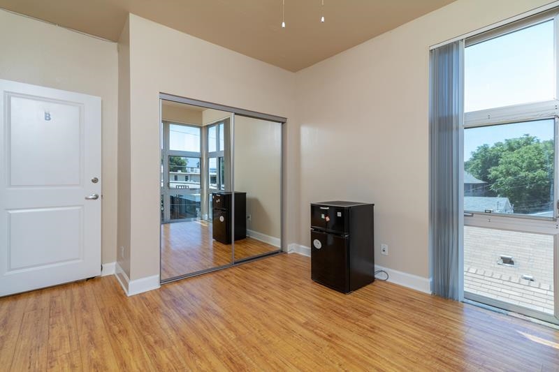  1241 West 37th Place, usc, 1241 W 37th Pl, Los Angeles, CA 90007, USA, Photo:9