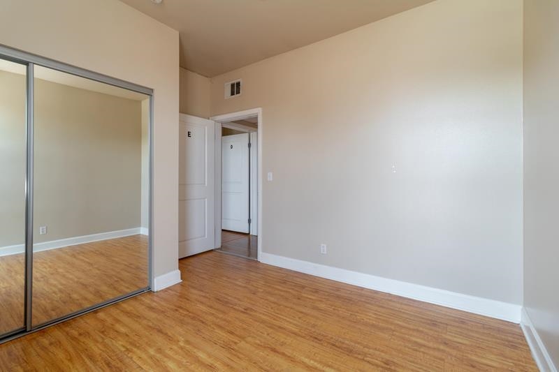  1241 West 37th Place, usc, 1241 W 37th Pl, Los Angeles, CA 90007, USA, Photo:13