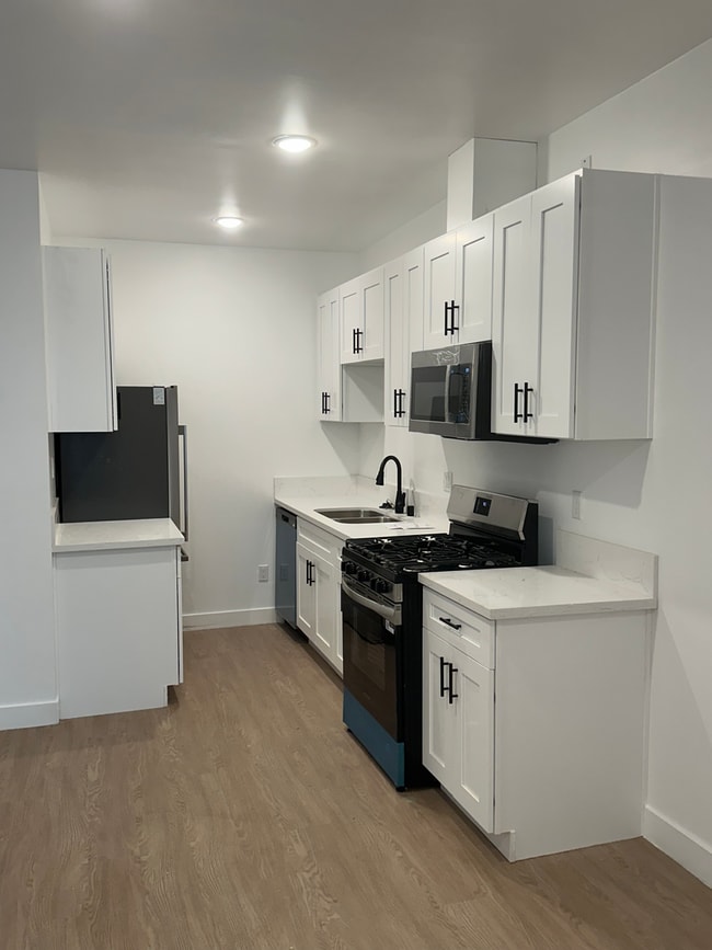 1620 South Bentley Ave, undefined, 1620 S Bentley Ave, Los Angeles, CA 90025, Photo:3