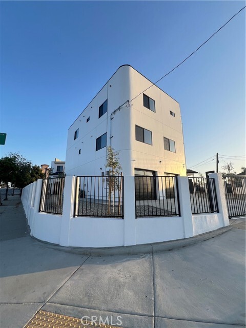 339 N Eastern Ave, undefined, 339 N Eastern Ave, East Los Angeles, CA 90063, Photo:2