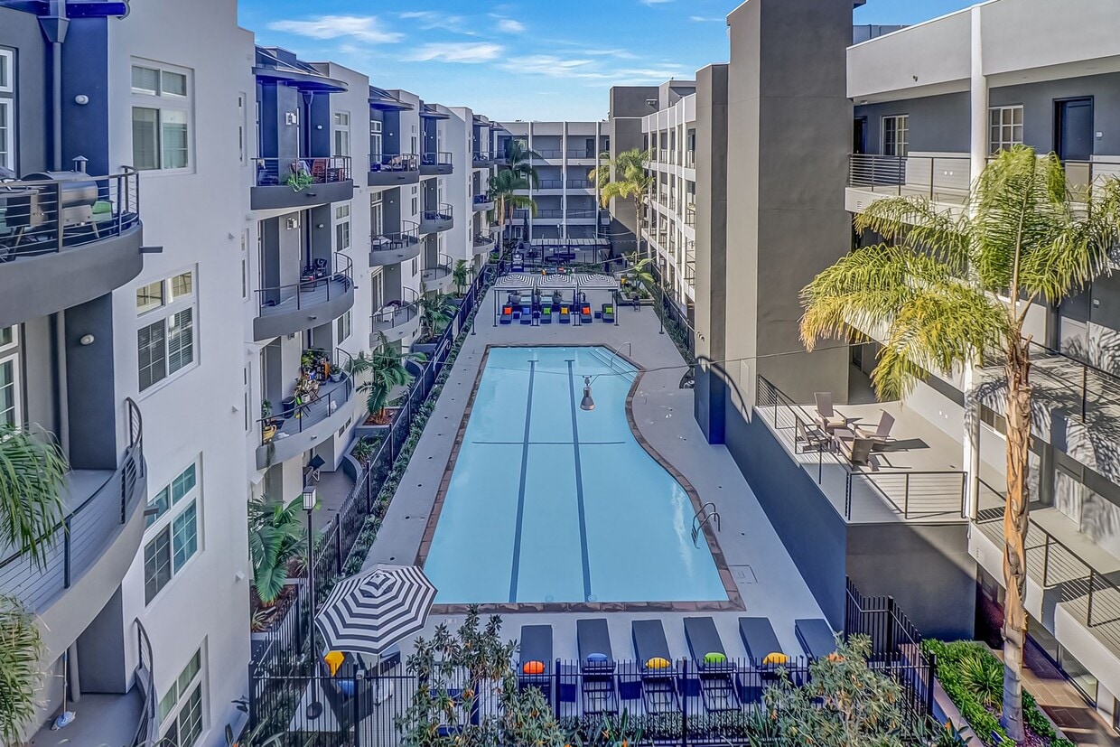 Axis 2300 Apartments, undefined, 2300 DuPont Dr, Irvine, CA 92612, Photo:0