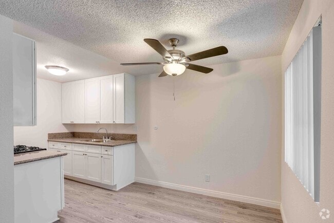 Villa Sorrento, csun, 7947 Reseda Blvd, Reseda, CA 91335, Photo:2