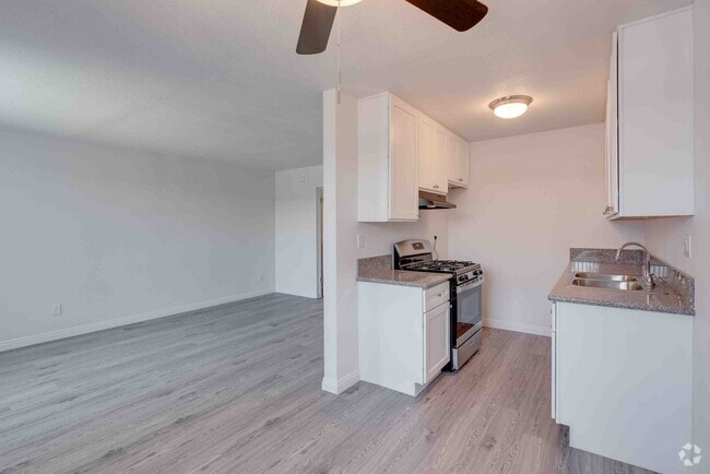 Villa Sorrento, csun, 7947 Reseda Blvd, Reseda, CA 91335, Photo:1