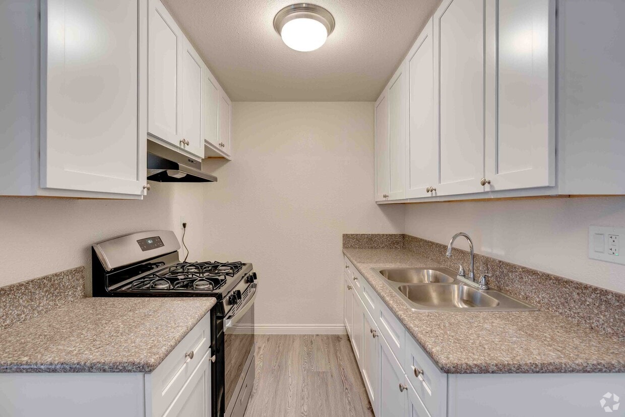 Villa Sorrento, csun, 7947 Reseda Blvd, Reseda, CA 91335, Photo:0