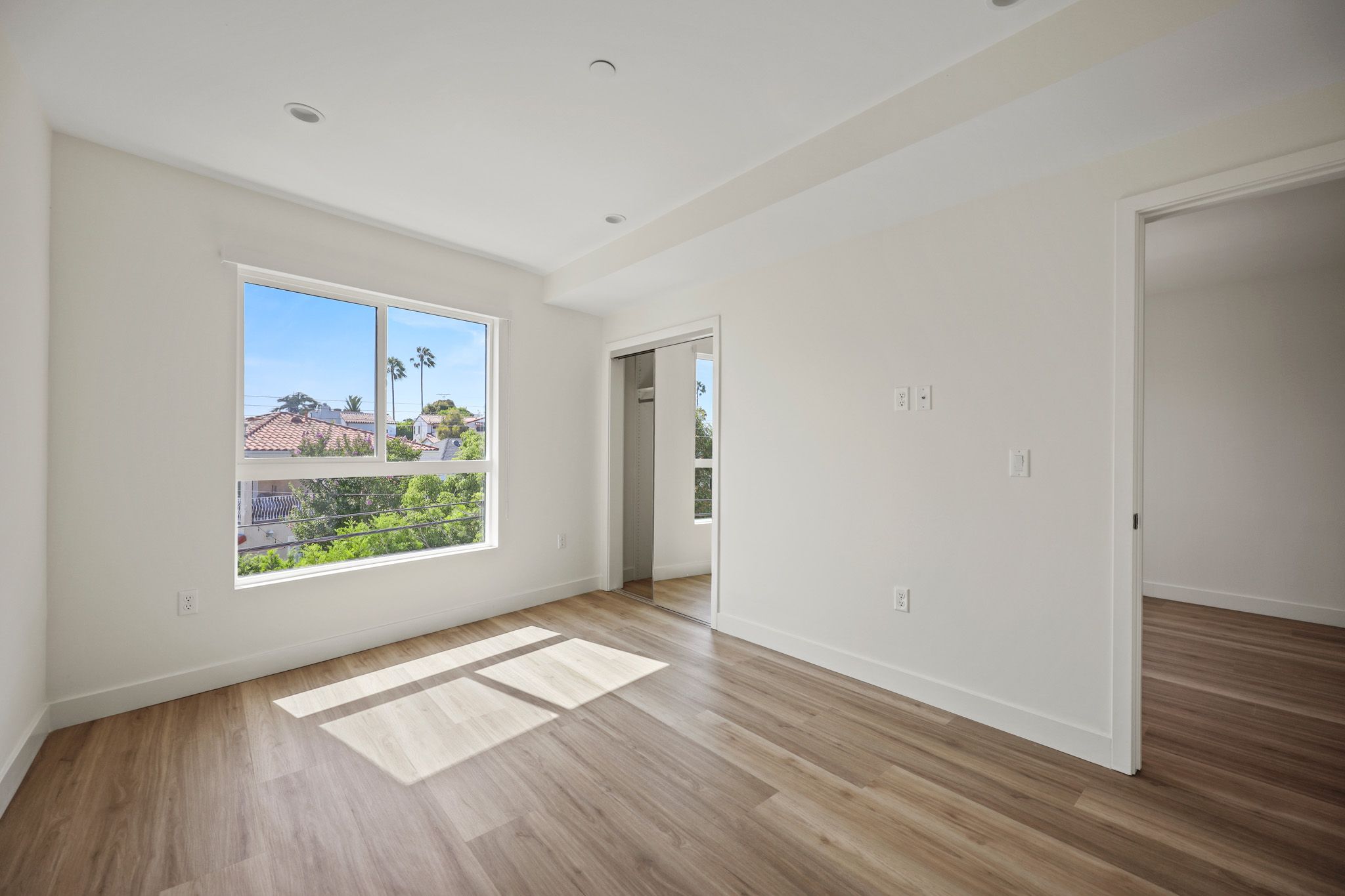 Louisiana Glen, undefined, 10405 Louisiana Ave, Los Angeles, CA 90025, USA, Photo:10