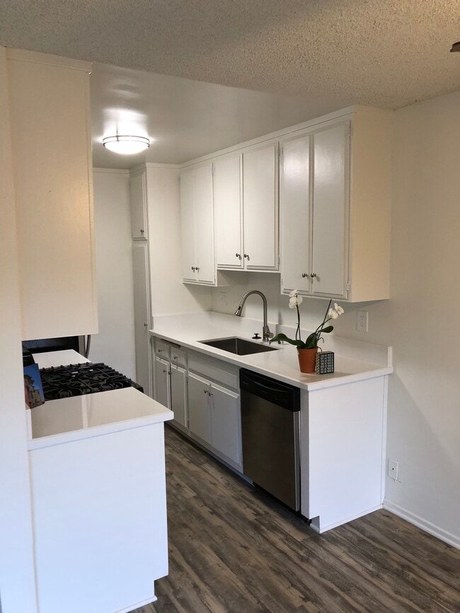 Centinela Apartments, undefined, 3404 S Centinela Ave, Los Angeles, CA 90066, Photo:2