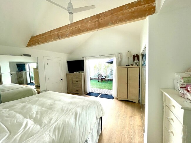 1120 S Barrington Ave, undefined, 1120 S Barrington Ave, Los Angeles, CA 90049, Photo:2