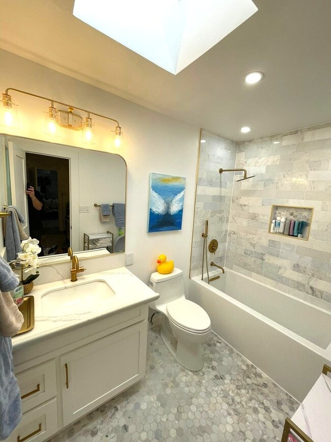 1120 S Barrington Ave, undefined, 1120 S Barrington Ave, Los Angeles, CA 90049, Photo:4