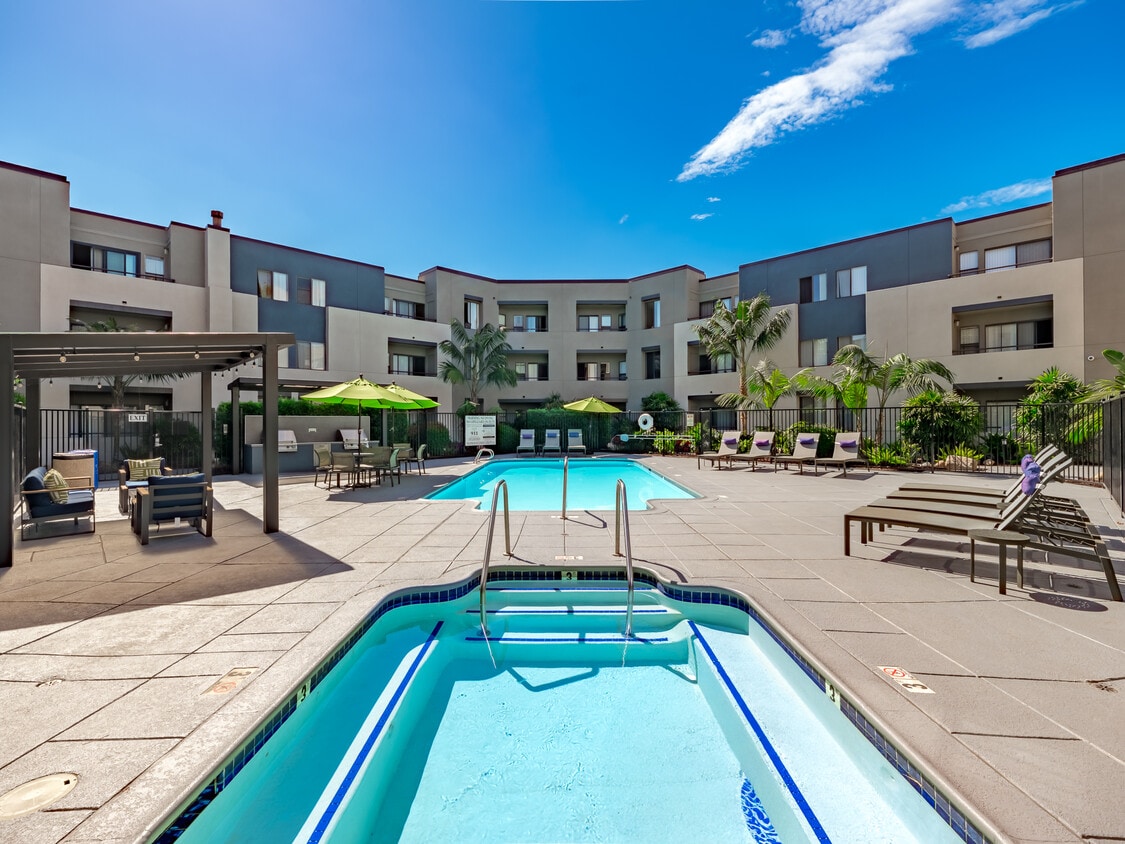 The Plaza Apartments, undefined, 6150 El Cajon Blvd, San Diego, CA 92115, Photo:0