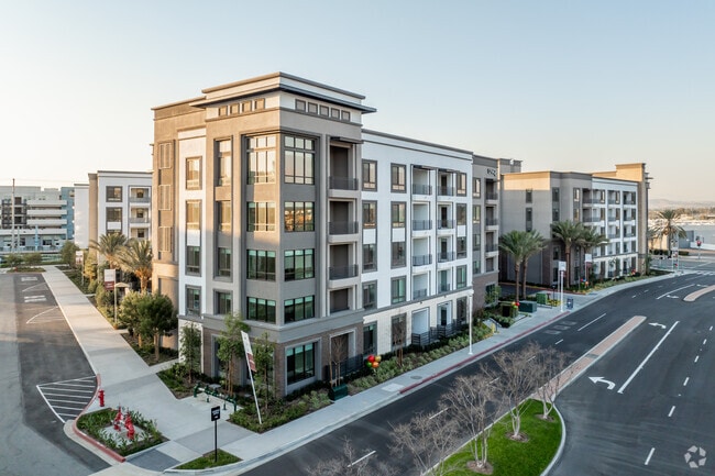 Fullerton Rental Trends, csuf, Fullerton, CA, Photo:3