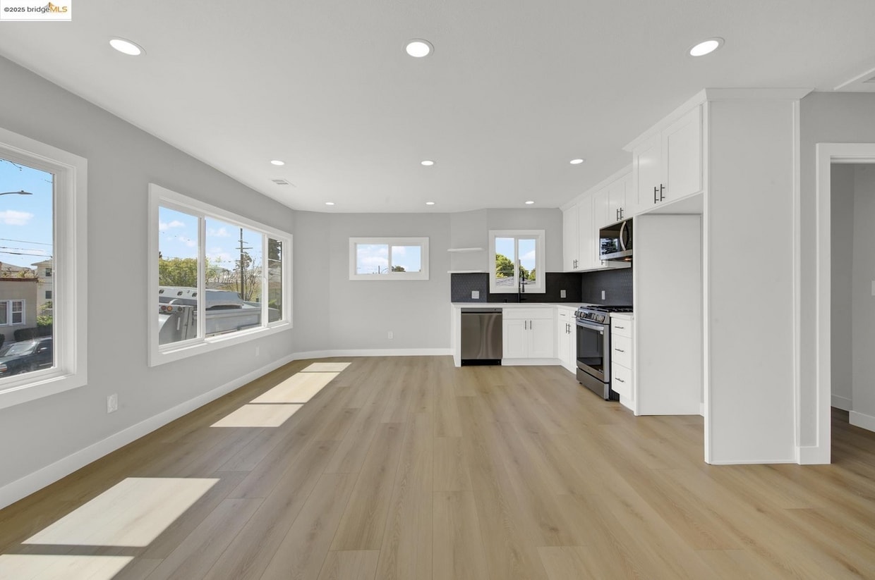 1120 59th St, undefined, 1120 59th St, Oakland, CA 94608, Alameda County, Photo:0