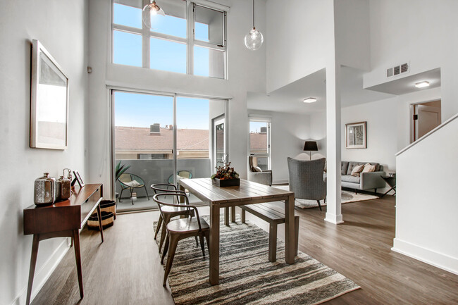 The BW by CLG, ucla, 1168 S Barrington Ave, Los Angeles, CA 90049, USA, Photo:4