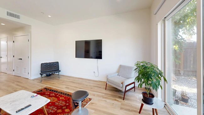2026 Federal Ave, undefined, 2026 Federal Ave, Los Angeles, CA 90025, Photo:2