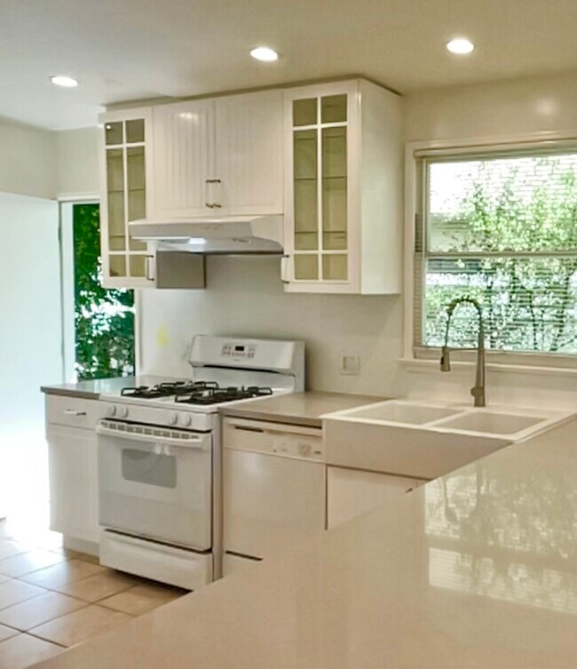 12114 Ohio Ave, undefined, 12114 Ohio Ave, Los Angeles, CA 90025, Photo:3