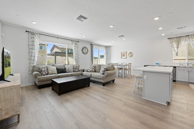 19355 Seeding Palace Cir, undefined, 19355 Seeding Palace Cir, Riverside, CA 92507, Photo:2