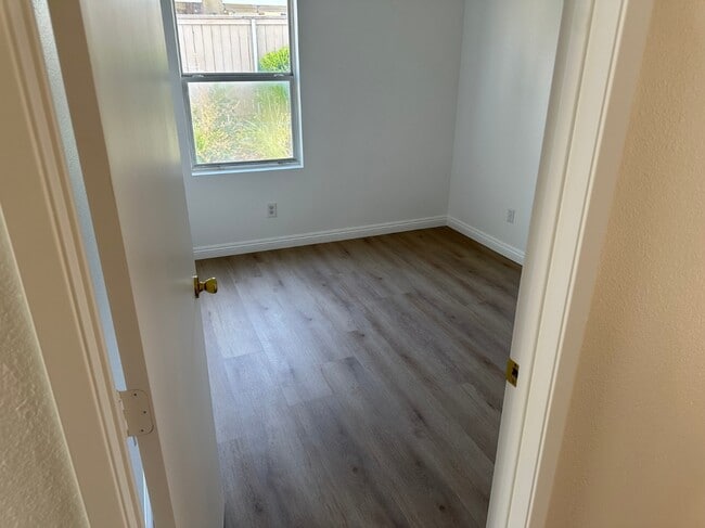 735 Blake Rd, undefined, 735 Blake Rd, Riverside, CA 92501, Photo:4