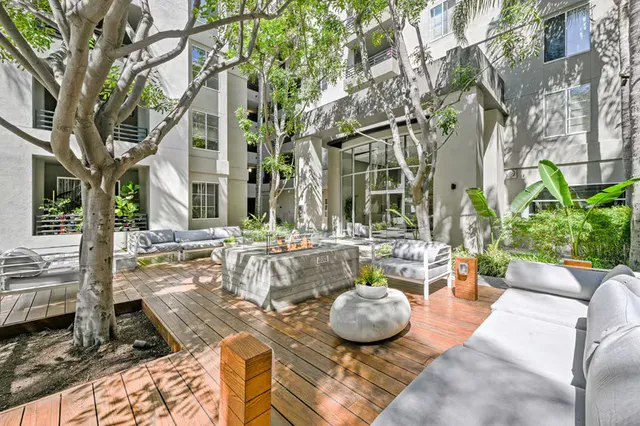Anara Santa Monica - Student Housing near SMC