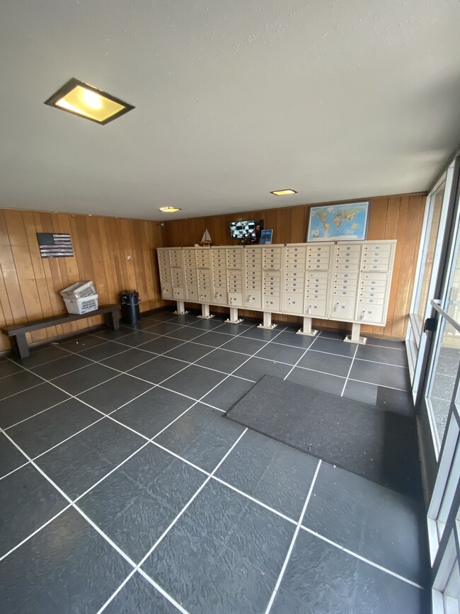 MB Apartments, undefined, 1945 Berkeley Way, Berkeley, CA 94704, Photo:2
