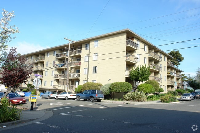 MB Apartments, undefined, 1945 Berkeley Way, Berkeley, CA 94704, Photo:4