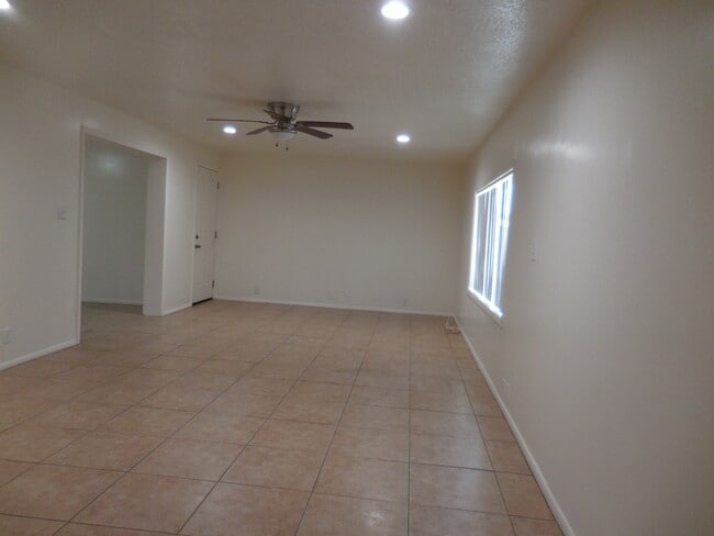 1349 E Don Carlos Ave, undefined, 1349 E Don Carlos Ave, Tempe, AZ 85281, Photo:3