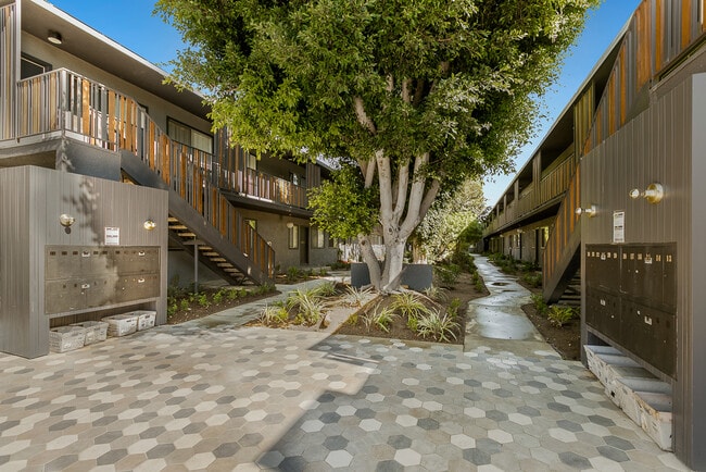 4136 Grandview, undefined, 4136-4140 Grand View Blvd, Los Angeles, CA 90066, Photo:1