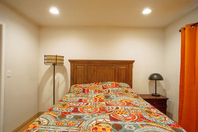 319 Ocean Front Walk, undefined, 319 Ocean Front Walk, Venice, CA 90291, Photo:2