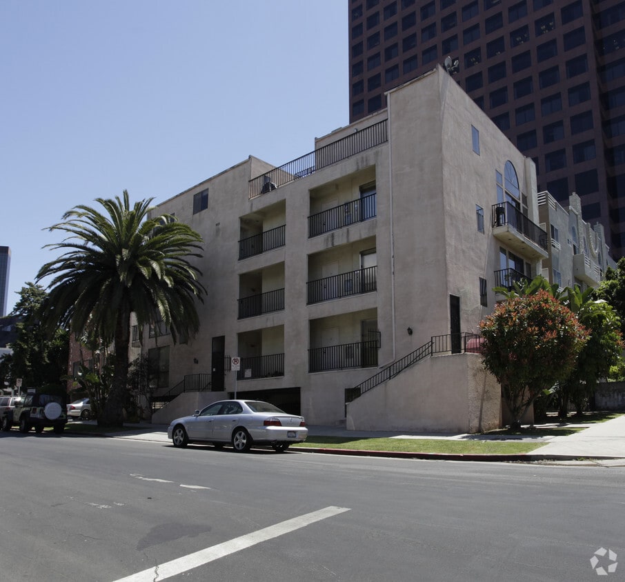 1150 Granville Ave, undefined, 1150 Granville Ave, Los Angeles, CA 90049, United States, Photo:0