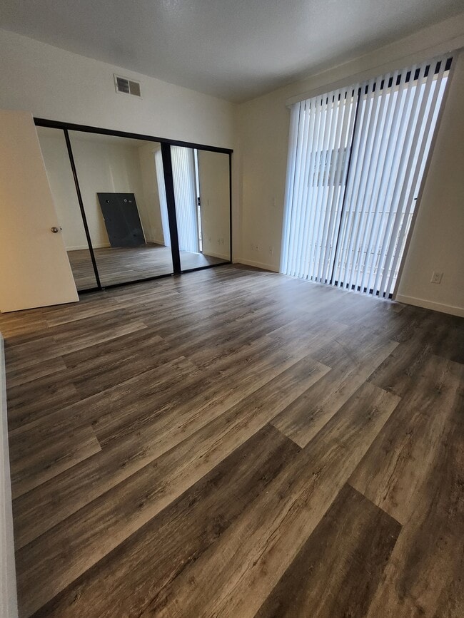 1150 Granville Ave, undefined, 1150 Granville Ave, Los Angeles, CA 90049, United States, Photo:2