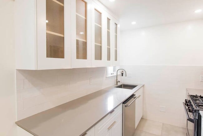6449 Benvenue Ave, undefined, 6449 Benvenue Ave, Oakland, CA 94618, Photo:3