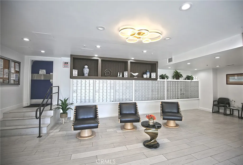 Club California, undefined, 10982 Roebling Ave APT 524, Los Angeles, CA 90024, USA, Photo:2
