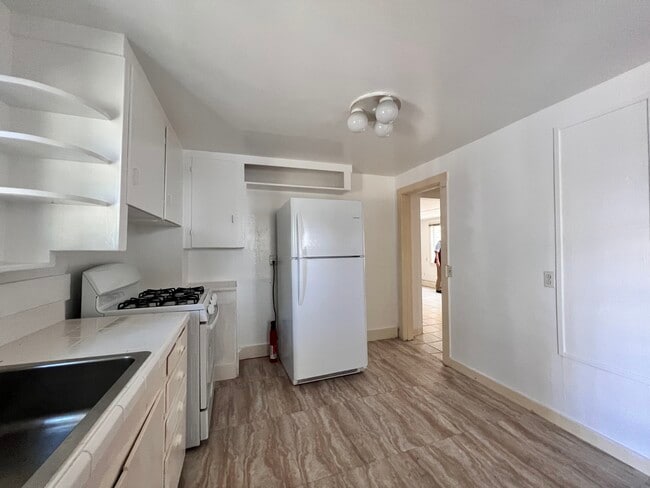 334 45th St, undefined, 334 45th St, Oakland, CA 94609, Temescal, Photo:3