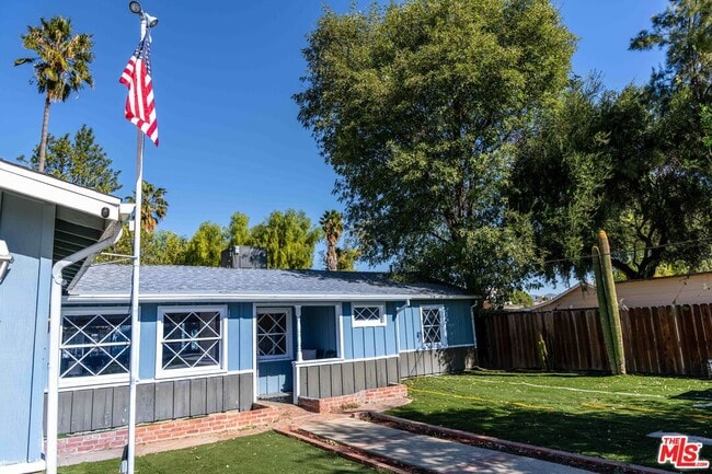 18643 Strathern St, csun, 18643 Strathern St, Los Angeles, CA 91335, Photo:4