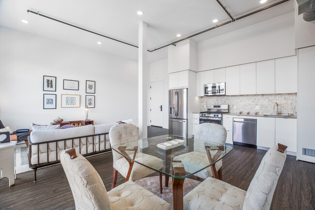 The SW by CLG, ucla, 1947 Sawtelle Blvd, Los Angeles, CA 90025, USA, Photo:3