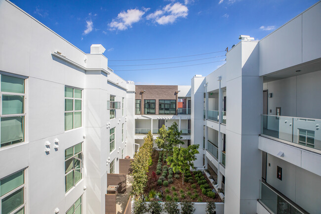 The SW by CLG, ucla, 1947 Sawtelle Blvd, Los Angeles, CA 90025, USA, Photo:12