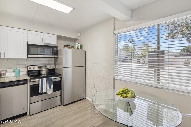 615 S Hardy Dr, undefined, 615 S Hardy Dr, Tempe, AZ 85281, Photo:1
