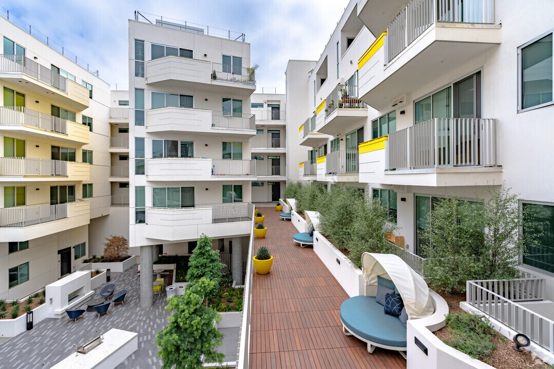 Millennium Santa Monica, smc, 2929 Pennsylvania Ave, Santa Monica, CA 90404, USA, Photo:1