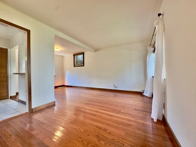 319 Alcatraz Ave, undefined, 319 Alcatraz Ave, Oakland, CA 94618, Photo:3
