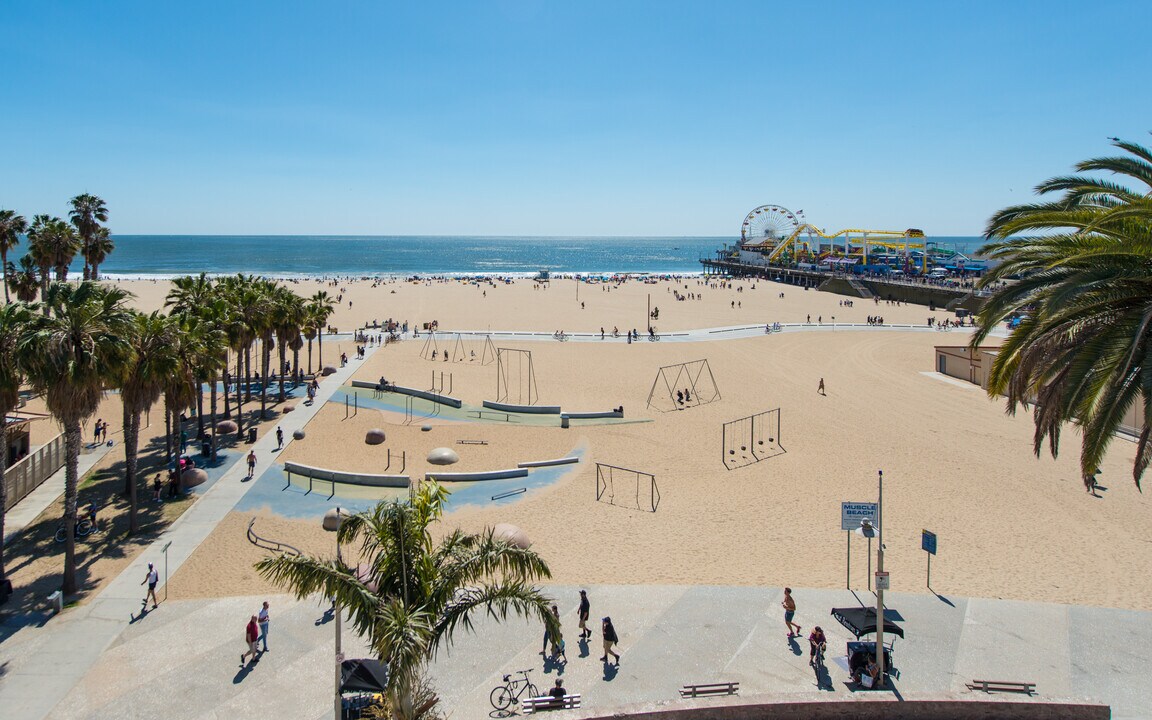 The Purser, smc, 1659 Ocean Front Walk, Santa Monica, CA 90401, Photo:11