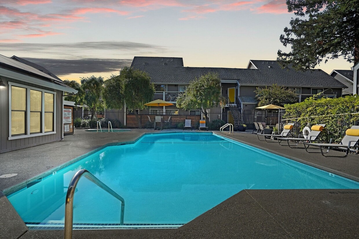 La Salle Apartments, undefined, 880 Alvarado Ave, Davis, CA 95616, Photo:0