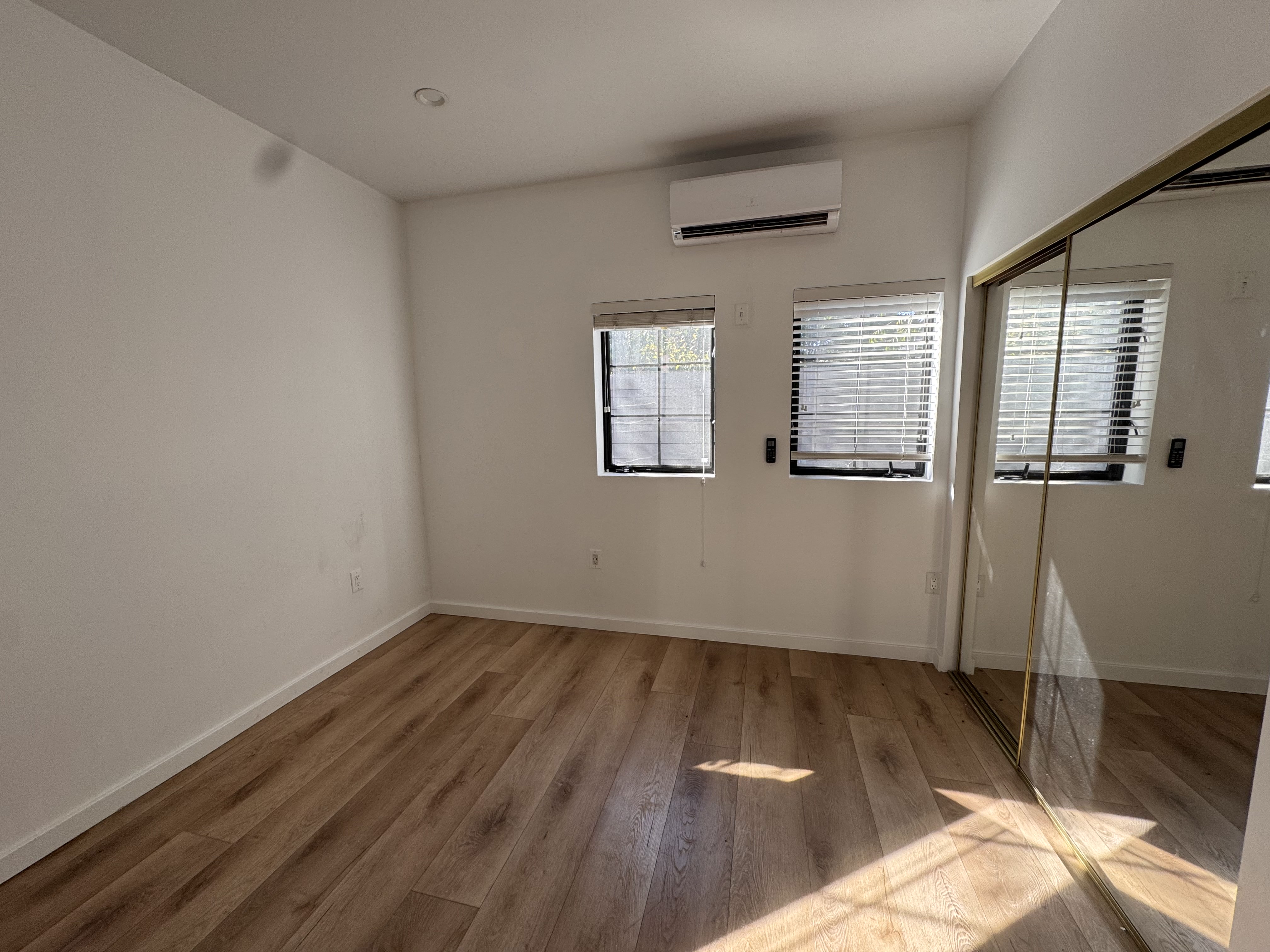 1381-1383 W. 23rd St., usc, 1381 W 23rd St, Los Angeles, CA 90007, USA, Photo:15