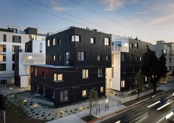 Comma Barrington exterior
