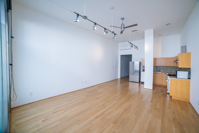 8 Brooks Ave, undefined, 8 Brooks Ave, Venice, CA 90291, Photo:3