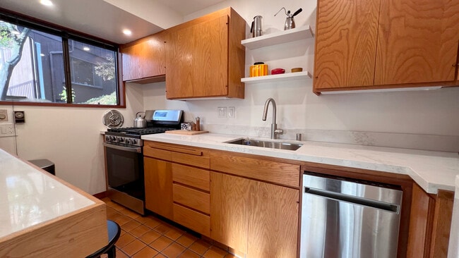 1120 Sterling Ave, undefined, 1120 Sterling Ave, Berkeley, CA 94708, United States, Photo:3