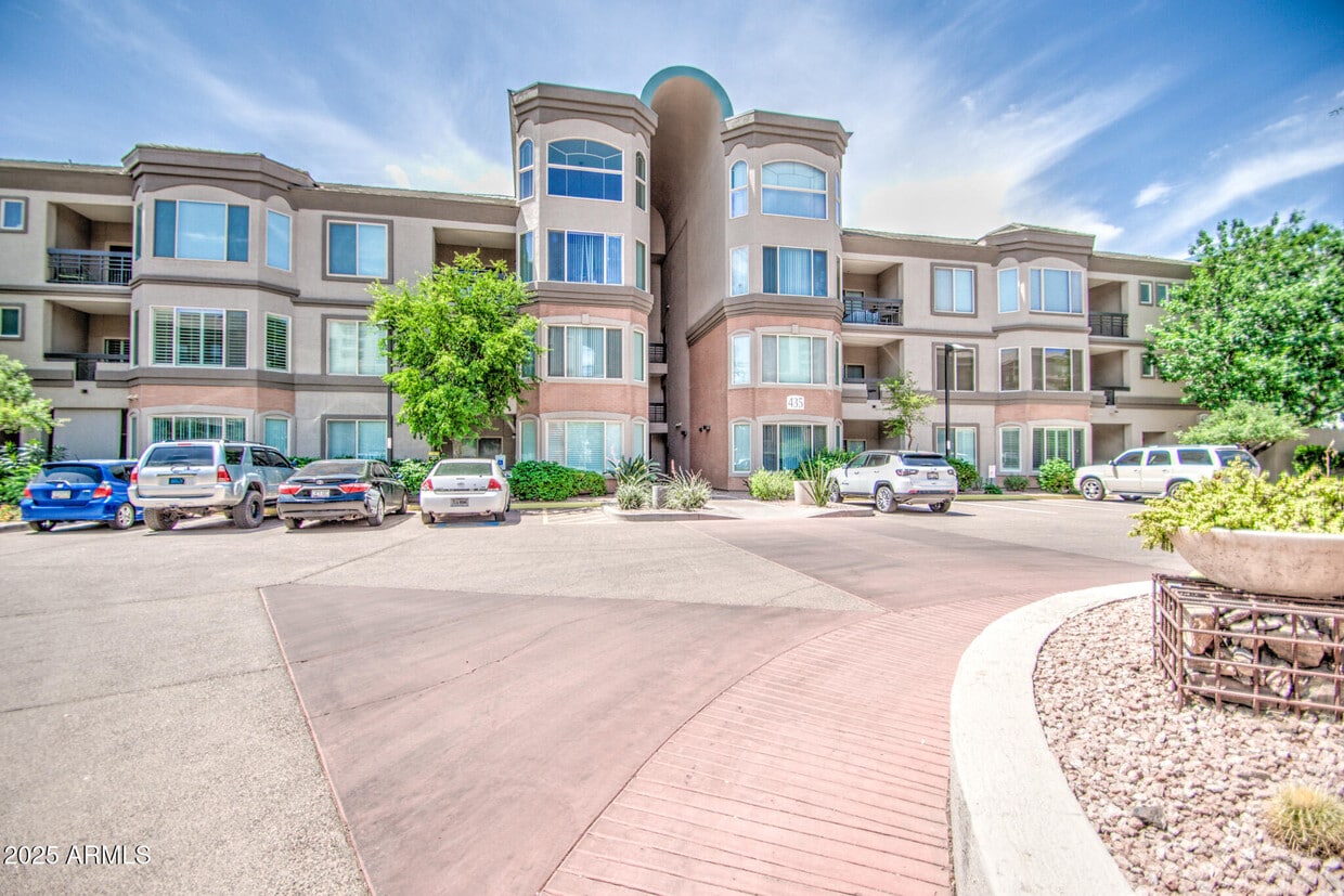435 W Rio Salado Pkwy, undefined, 435 W Rio Salado Pkwy, Tempe, AZ 85281, Photo:0