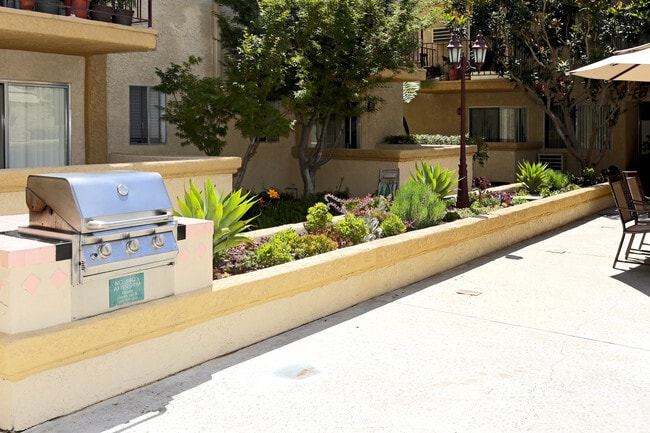 17819 Merridy St, csun, 17819 Merridy St, Northridge, CA 91325, Los Angeles County, Photo:4